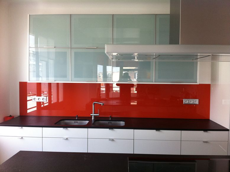 Crédence en verre décoré