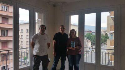 Notre zone d'activité pour ce service Devis fabrication de miroirs design sur-mesure pour une salle de bain par un vitrier à