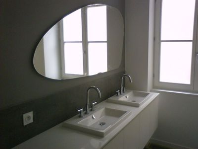 Notre zone d'activité pour ce service Vente de miroirs clairs sur-mesure pour portes coulissantes à